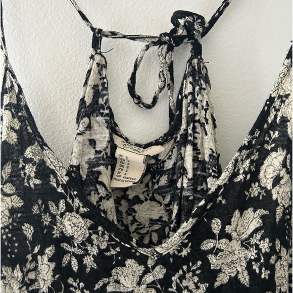 Forever 21 Floral Print Tank Top - Picture 2 of 3